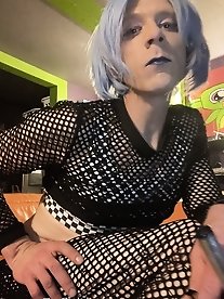 Get excited with 19 action-packed images on xHamster