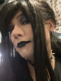 Lewd tranny streetwalkers are showing their sexy body