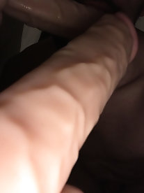 Russian t-girl hooker shows her skills